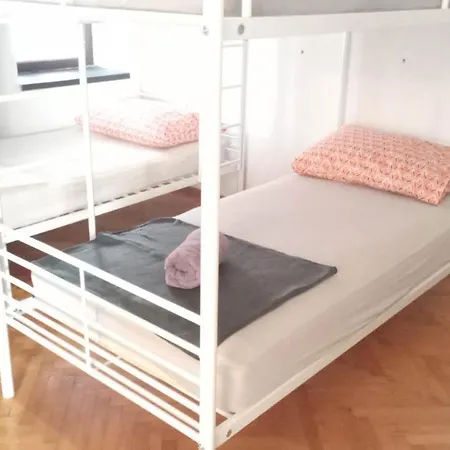 Accommodatie bij particulieren Gest House Roberto *